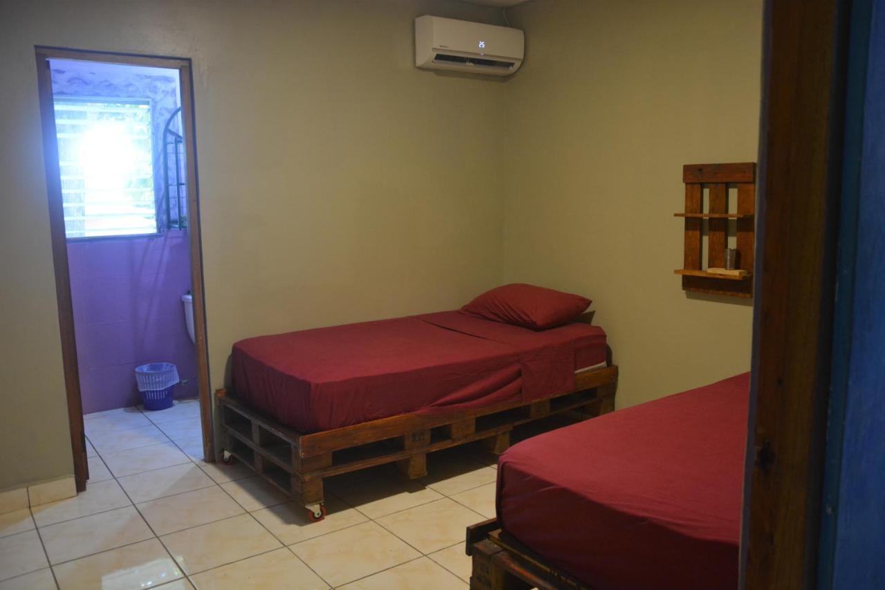 La Residencia Bed & Breakfast Boca Chica Exterior photo